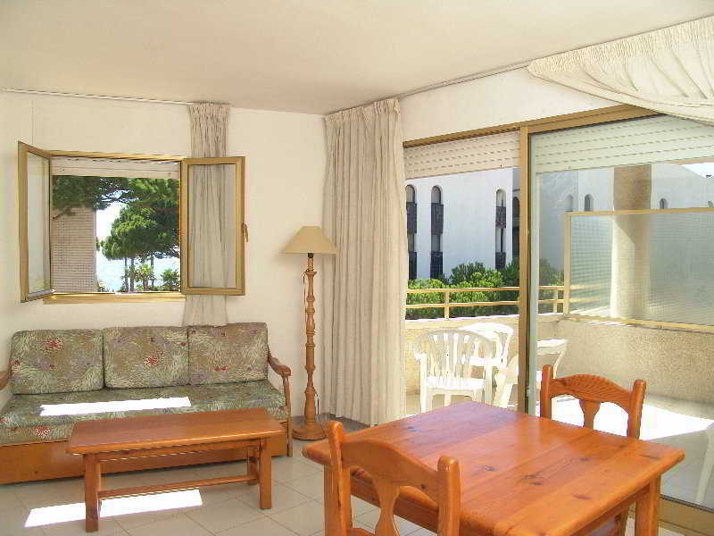 Apartment Sol Daurat Villafortuny Luaran gambar
